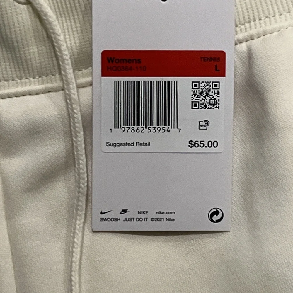 Nike Spring Heritage Fleece Shorts Women's Sz L Tennis‎ HQ0364-110 NWT